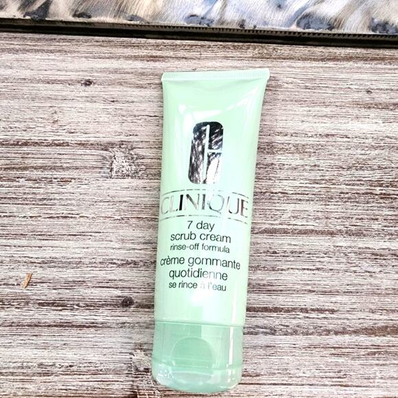 Clinique 7 Day Scrub Cream Rinse Off Formula Full Size 3.4 oz New - Picture 1 of 4
